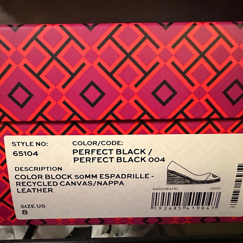 Used, Tory Burch, size 8 espadrille in perfect black